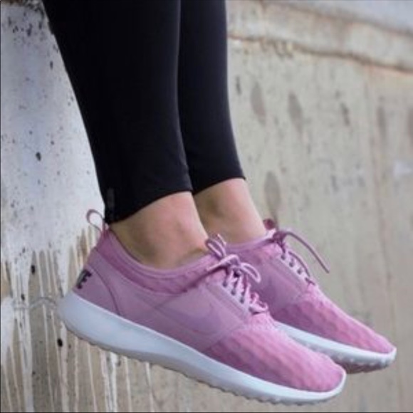 nike juvenate pink